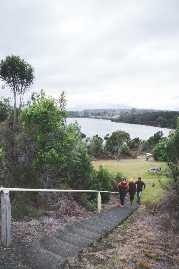 Lone Moose Backpackers Te Anau Exterior foto